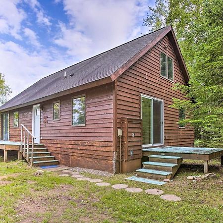 Secluded Bass Lake Cabin, 9 Mi To Traverse City! Экстерьер фото